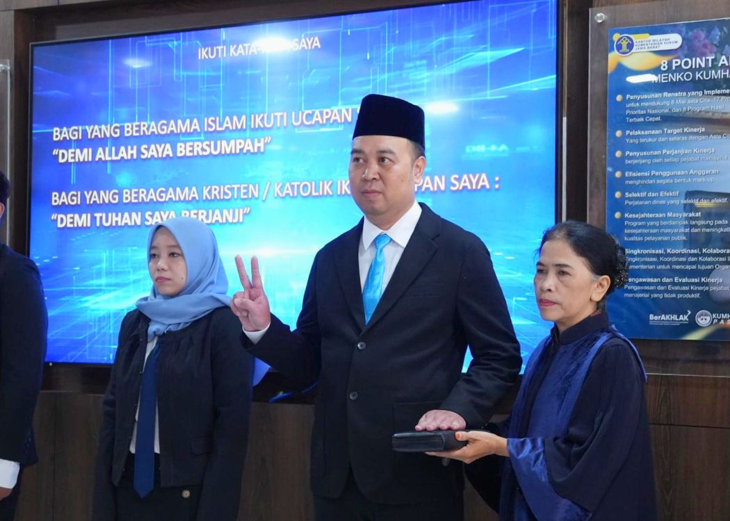 130326 PelantikanNotaris 4